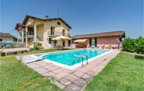 Stunning home in Alessandria with Outdoor swimming pool, WiFi and 5 Bedrooms